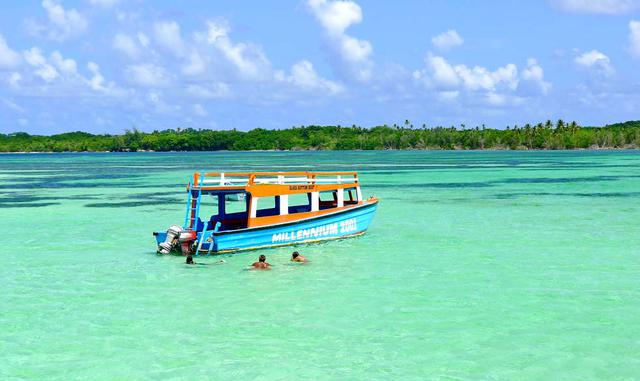 FOTO 30 | Trinidad y Tobago: Nylon Pool