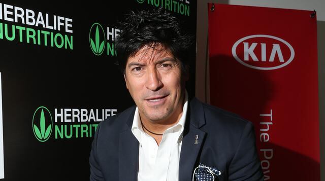 - Iván Zamorano, exfutbolista chileno: "Un abrazo fraterno a toda la familia chapecoense. #FuerzaChapecoense".