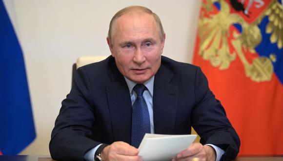 El presidente de Rusia, Vladimir Putin, decreta una semana no laborable para frenar contagios de COVID-19. (Foto: ALEXEI DRUZHININ / SPUTNIK / AFP).