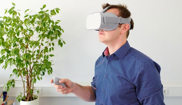 FOTO 9 | Realidad virtual: Los arquitectos, compradores de viviendas, gerentes de proyectos y otros actores se están beneficiando de la visualización de las construcciones que están en proceso de ser terminadas o completadas, a través de la realidad virtual (VR). Geoff Sutton, presidente de Spinview Global, dice: "La realidad virtual está creando enormes oportunidades para la transformación empresarial en el mundo de las propiedades y la construcción. Por ejemplo, los agentes inmobiliarios pueden recorrer múltiples propiedades usando auriculares VR, y utilizar la tecnología de modelado para cambiar esquemas de color, diseños y renovaciones potenciales sin visitar el sitio". (Foto: Pixabay)