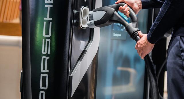 FOTO 6 | (Foto: Andreas Arnold/dpa)