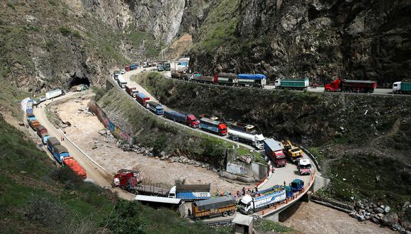 La restricción de vehículos de carga pesada se ejecutará en ambos sentidos de la Carretera Central durante el feriado largo por Semana Santa. (Foto: Andina)