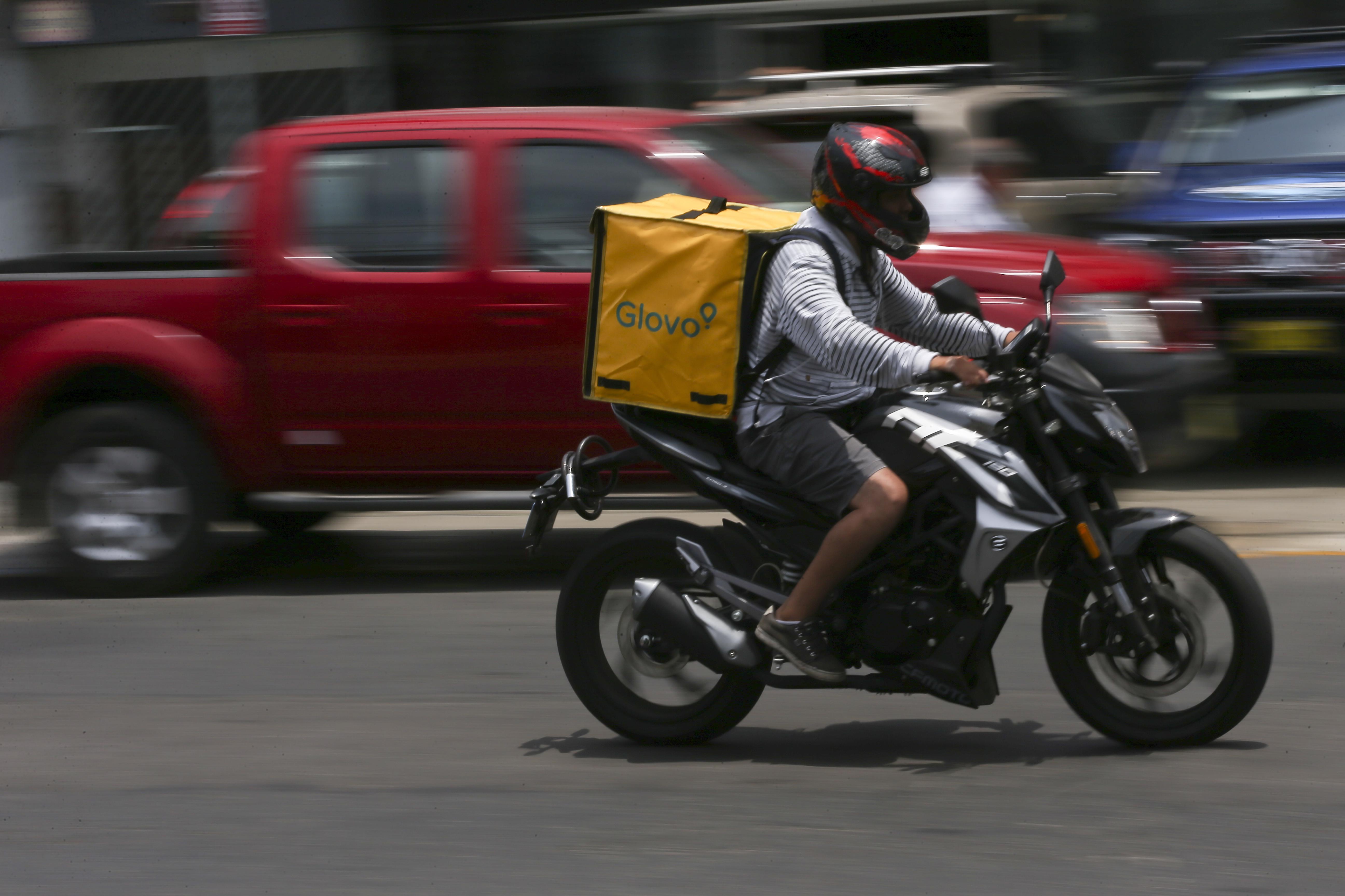 El grupo elaborará un plan de actividades y un informe que contenga el análisis y las recomendaciones pertinentes sobre las condiciones laborales de trabajadores de apps como Glovo. (Foto: GEC)