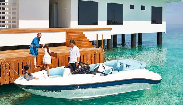 FOTO 2 | Este exclusivo resort es accesible a través de un servicio de hidroavión que tarda 30 minutos desde el aeropuerto internacional de Malé, capital de islas Maldivas.

Nos encantan las ideas como el Conrad Maldives Rangali Island. Algo original y no lo ordinario, que siempre será la mejor opción, ¿verdad?  (Foto: Conrad Maldives Rangali)