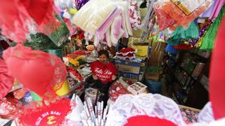 Con flores y maquillaje, Mesa Redonda busca ventas del Día de la Madre de hace cinco años