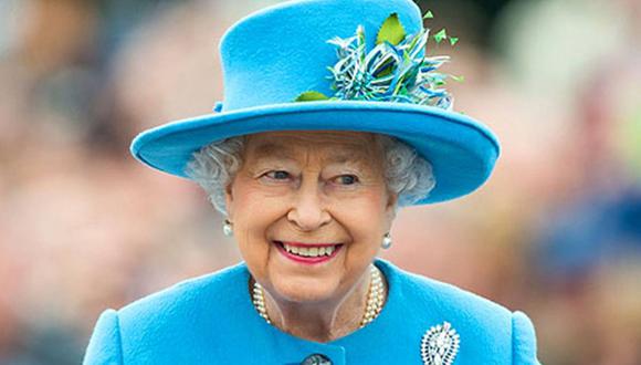 Los ingresos de la reina Isabel II aumentan un millón de euros