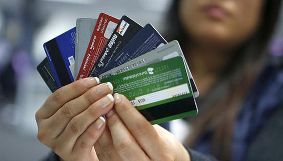 La colocación de tarjetas de crédito pasó de 4,975 miles de tarjetas en julio del 2020 a 4,927 tarjetas en julio del 2021. (Foto: GEC)