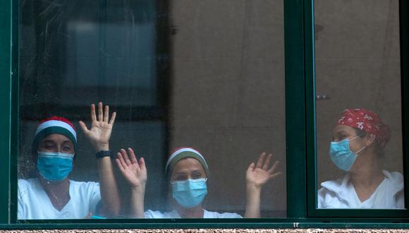 Según el responsable de ICN, al menos 260 trabajadores de enfermería han fallecido en el mundo, otra cifra oficial que seguramente sea sólo una pequeña parte de las víctimas reales.  / AFP / Tiziana FABI