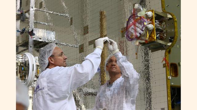 El satélite también contribuirá en la defensa nacional, como será la lucha contra el narcotráfico, contra el terrorismo y la custodia de nuestras fronteras. (Foto: Presidencia de la República)