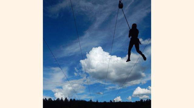 Primer lugar en la categoría vacaciones locales: Zip-line Adventurede Ryan Hughes. Edad: 13.(foto: 2016 National Geographic International Photography Contest for Kids).
