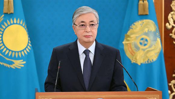 El presidente de Kazajistán, Kasim-Yomart Tokáyev, ordenó disparar a matar contra los manifestantes. (Foto: AFP).