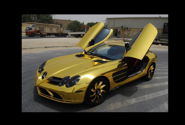 Foto 6 | Mercedes SLR. El Mercedes-Benz SLR McLaren fue desarrollado y diseñado en conjunto por Mercedes-Benz y McLaren Automotive. Fue producido entre 2003 y 2010.