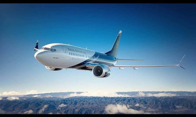 FOTO 14 | 2. Boeing Business Jet (BBJ). Precio: US$ 35 millones. El BBJ es un 737 modificado para convertirse en un avión privado, la mayoría incluye baño privado, sala de conferencia, cocina y capacidad para 25-50 pasajeros. Por solo $35 millones esta be