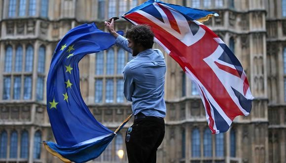 Antes de que el brexit entrara en vigor en enero, los ciudadanos de la UE disfrutaban del derecho a vivir y trabajar en el país. (Foto: AFP)
