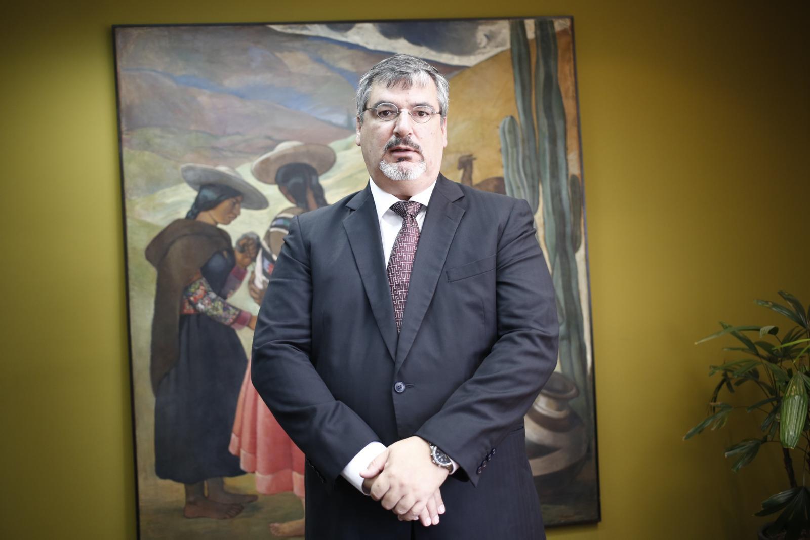 El ministro de Cultura, Luis Jaime Castillo, reiteró que el gabinete acompañará a Salvador del Solar al Congreso.