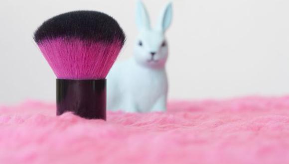El movimiento cruelty free ha logrado que legisladores de diferentes países prohíban la experimentación animal para fines cosméticos Foto: Shutterstock