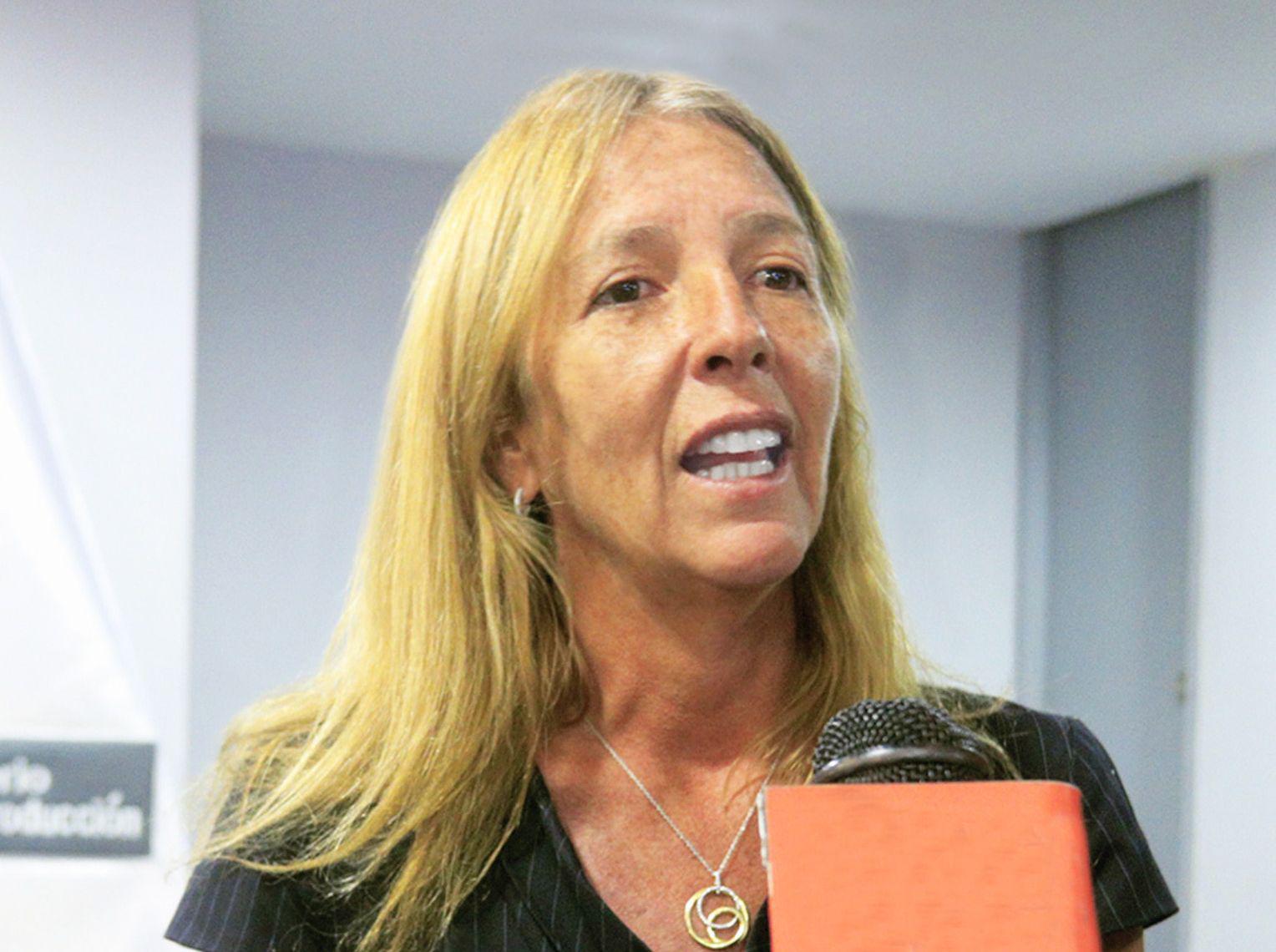 Si bien al final del 2017 la industria manufacturera registró una ligera disminución de 0.2%, este resultado muestra signos de recuperación respecto a la caída observada en los últimos tres años, dijo la ministra Lieneke Schol (Foto: Difusión).