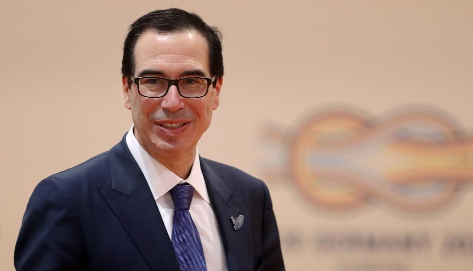 Steve Mnuchin señaló que "80 millones de estadounidenses trabajadores recibirán el miércoles una transferencia bancaria". (Foto: Getty Images)