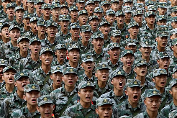 Los militares taiwaneses no podrán usar teléfonos móviles de marcas chinas. (Foto: Reuters)