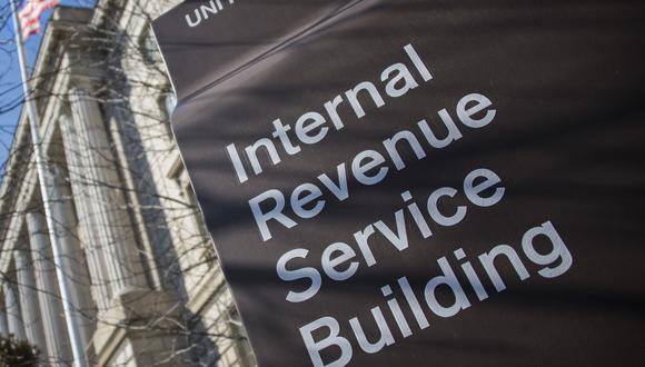 El Servicio de Rentas Internas (IRS, por sus siglas en inglés) es la entidad que está a cargo de todo lo que tenga que ver con los taxes en Estados Unidos (Foto: AFP)