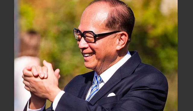 FOTO 8 | Li-Ka Shing. Edad que hizo primer millón: 30/ Edad en que ganó los primeros mil millones: 43/ Años por medio: 13. (Foto: EdTech Stanford University School of Medicine, via Wikimedia Commons)