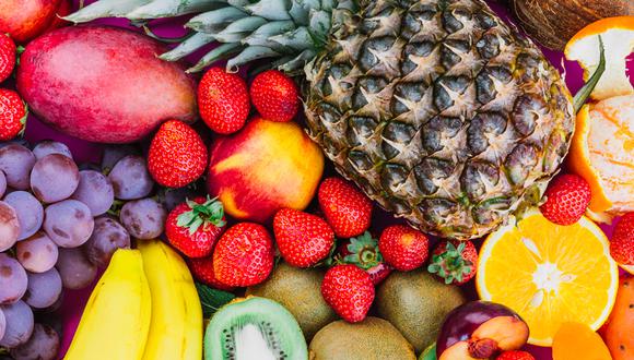 FOTO 6 | 5. El bajo consumo de frutas es considerado el quinto factor de riesgo en la dieta alimenticia de los latinoamericanos, según el estudio. (Foto: Freepik)