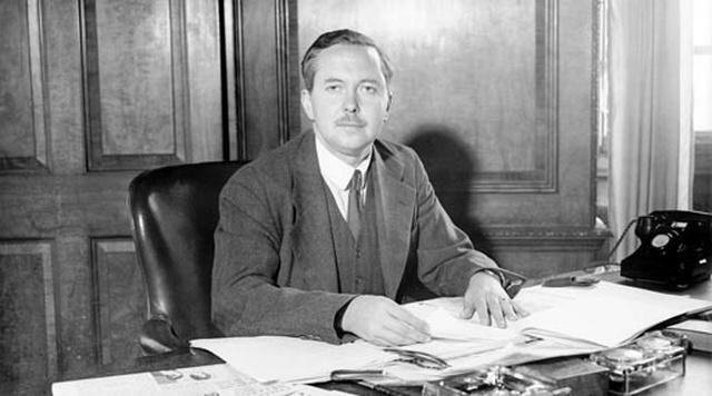 Una semana es mucho tiempo en política. Harold Wilson (1916–95) estadista laborista y primer ministro (1964–70, 1974–6) británico.