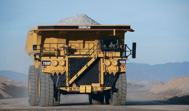 El proyecto aurífero Tambomayo (Arequipa) de Buenaventura avanza hacia su ejecución para operar este año. En la actualidad, la firma realiza los preparativos para iniciar las obras civiles de la planta de procesamiento de minerales en el lugar. Las obras 