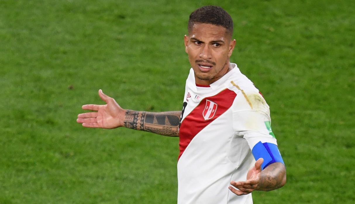 FOTO 8 | Nuestro goleador histórico, José Paolo Guerrero, ocupa el cuarto puesto en la nómina peruana de jugadores más valiosos, con US$ 3.4 millones. (Foto: AFP)