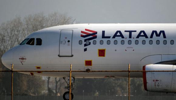 Latam fue fundada en el 2012 tras la fusión de la chilena LAN y la brasileña TAM. (Foto: AFP)