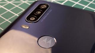 Motorola y Bullit presentan primer dispositivo con mensajería por satélite