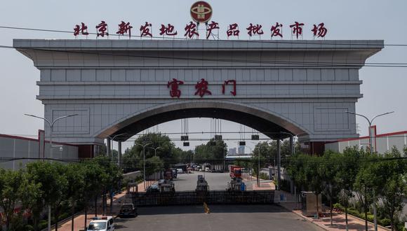 Las autoridades del mercado de abastos en Pekín también realizarán inspecciones diarias en instalaciones de refrigeración de frutas y vegetales, dijo Beijing News. (Foto: NICOLAS ASFOURI / AFP).