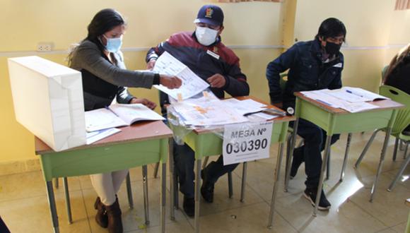 Comisión de Constitución aprueba que miembros de mesa reciban S/124 por jornada electoral. Foto: Gobierno