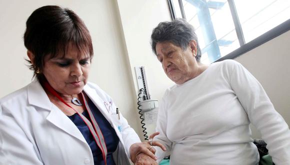 Más de 8,000 establecimientos de salud brindaron atenciones para chequeo médicos gratuito. (Foto: Minsa)