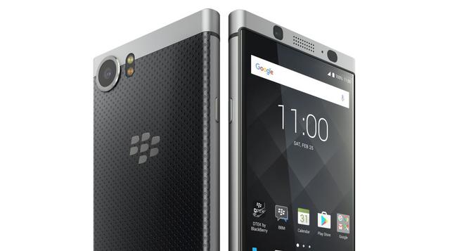 Con una pantalla de 4.5 pulgadas (resolución de 1620×1080 / proporción de aspecto 3:2 434 PPI) que utiliza Corning ® Gorilla® Glass 4, el cual brinda una mayor resistencia a impactos y rayones, el KEYone combina una pantalla táctil con un teclado físico, 