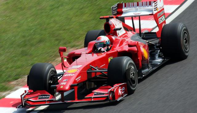 F60 (2009)| Este auto llevó por nombre F60, en honor al 60 aniversario de Ferrari. La Scudería no quedó conforme con este modelo, porque no logró ni un punto en las tres primeras carreras del año. (Wikipedia).