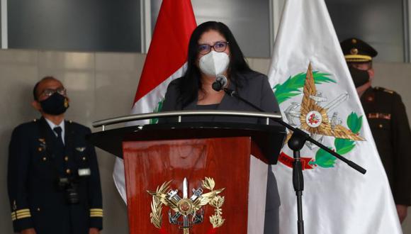 La ministra de Defensa, Nuria Esparch, enfatizó que no debería ser una noticia relevante el hecho que una mujer tome las riendas de un ministerio.  (Foto: Presidencia)