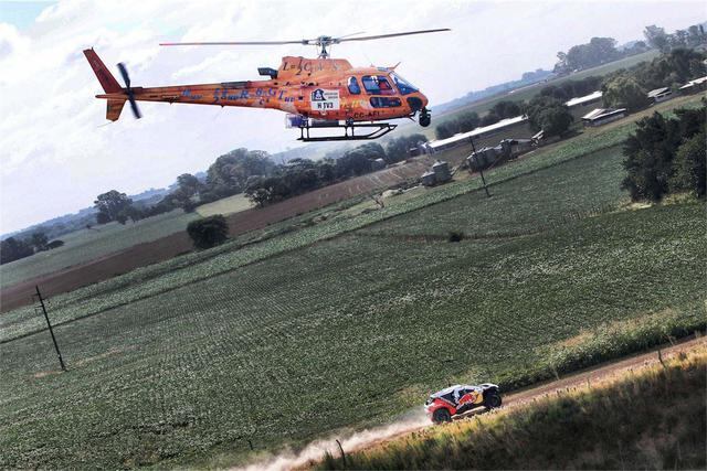 FOTO 9 | 1,200 HORAS DE TELEVISIÓN. El Dakar se transmitirá por setenta canales de televisión para todo el planeta, con una difusión de unas 1,200 horas de imágenes de la competición y reportajes sobre sus protagonistas y los escenarios de la carrera.