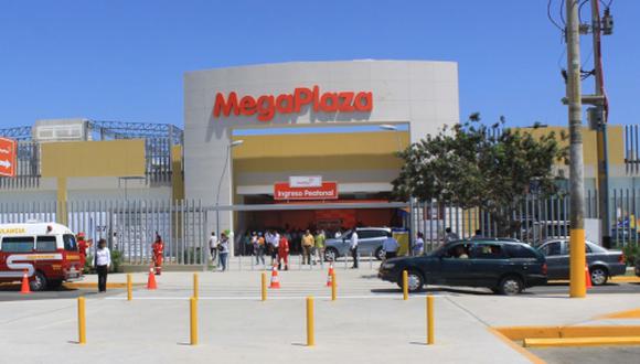 Administradores del centro comercial, perteneciente a Parque Arauco, impidieron su ingreso a los servicios higiénicos de mujeres sin una razón objetiva y justificada.