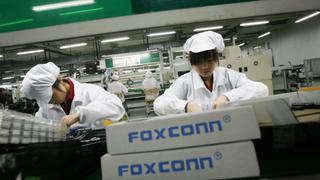 Foxconn pide más tiempo para recortar jornada de trabajadores en China