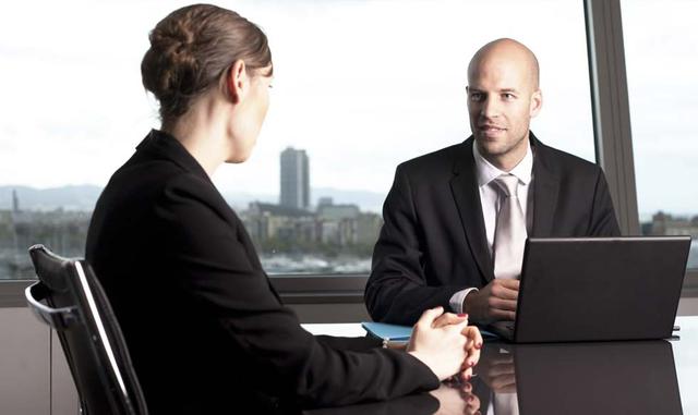 FOTO 2 | Personal de centros de asistencia pública.