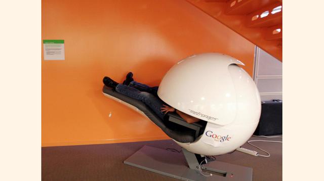 También pueden tomar una siesta dentro de una cápsula especial que bloquea completamente la luz y el sonido. (Foto: Reuters)