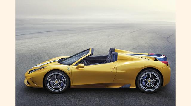 El Ferrari 458 Speciale A es el más poderoso en la historia de Ferrari convertible, casi tan rápido es su techo duro retráctil de aluminio. (Foto: Bloomberg)