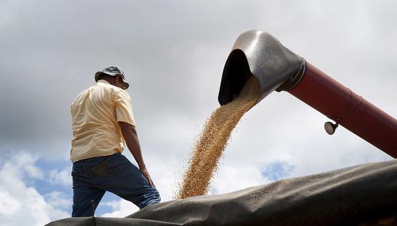 Latinoamérica es un importante exportador de productos como crudo y soja, por lo que los precios más altos de las exportaciones de materias primas también suavizarán el golpe, según Domene.