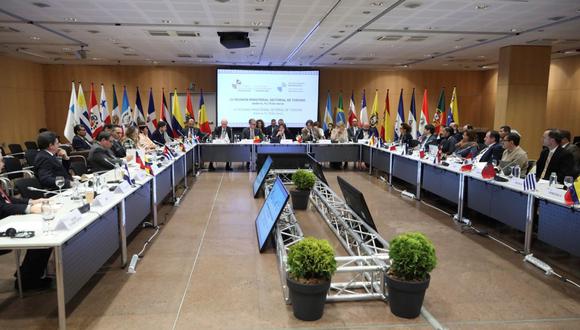 La Cumbre Iberoamericana se celebrará de manera semipresencial el 21 de abril. EFE /Fernando Galindo/Archivo