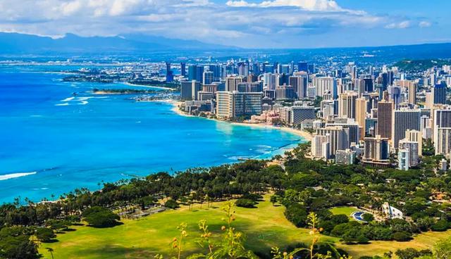 FOTO 6 | CUIDAR UNA CASA: “Si tienes que cuidar una vivienda una semana en Hawai y cuidar de un perro que debes sacar a pasear a la mañana, la tarde y la noche, no podrás pasear por la isla todo el día”, dice Nik Rowell. Donde sea que te quedes, comunícate con tu anfitrión para asegurarte de que podrás cumplir con lo que esperan de ti. Si necesitas una cocina y wifi, por ejemplo, pregunta si tendrás acceso a ellos.