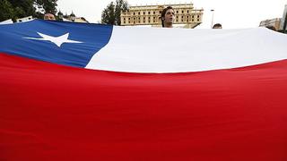Economía chilena registra histórica caída de 15.3% en mayo