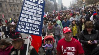Chile no tiene fondos para mejorar pensiones, dice Gobierno en medio de crecientes reclamos