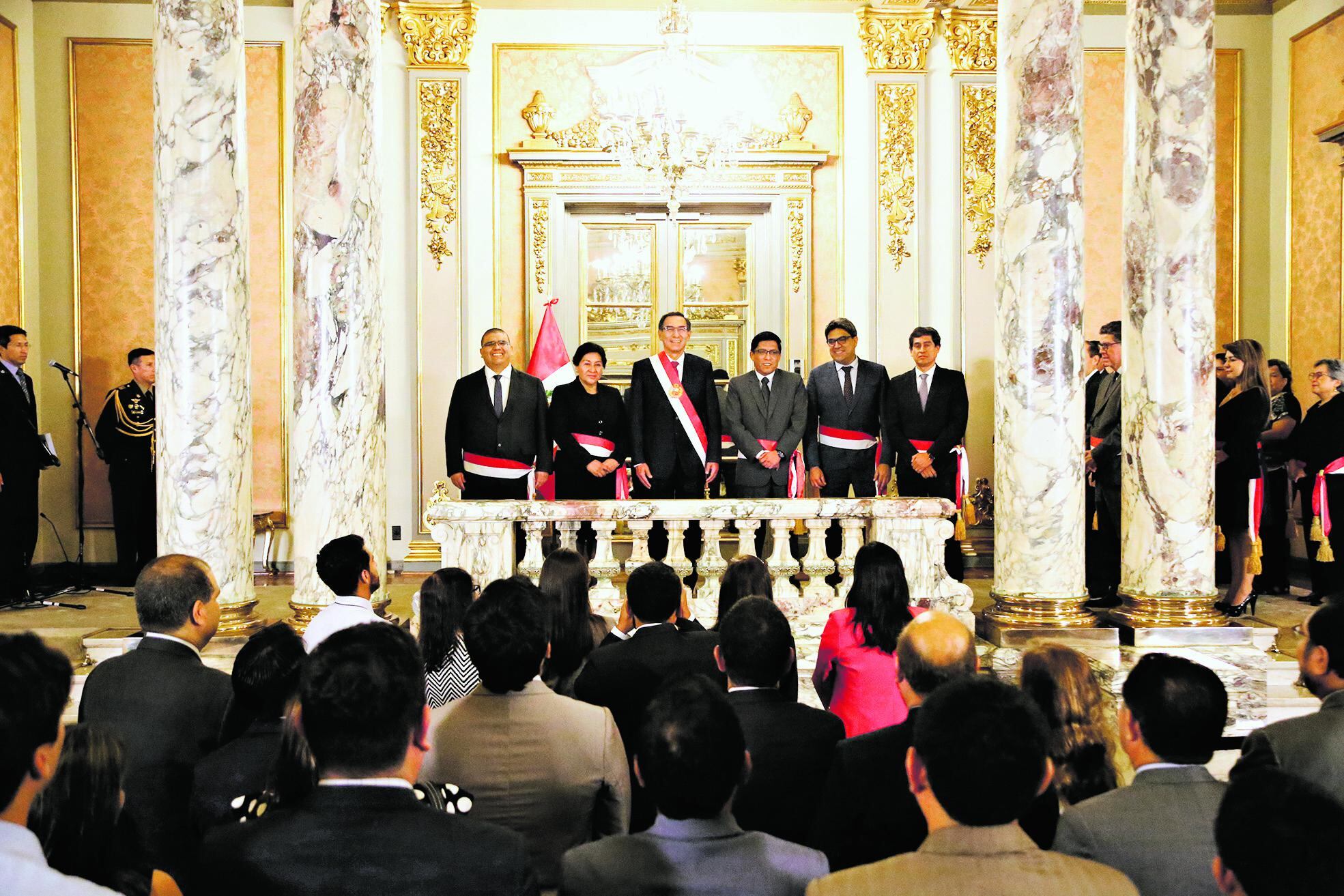 Presentación y juramentación de los nuevos Ministros de la Nación a cargo del presidente de la República Martin Vizcarra en Palacio de Gobierno. (Foto: GEC)