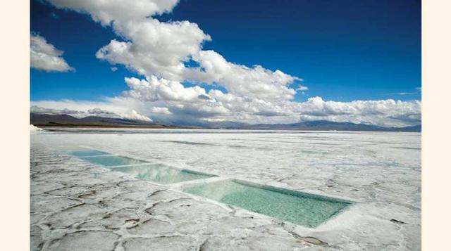 10. Provincia de Jujuy, Argentina:  La provincia de Jujuy, en el noroeste de Argentina, tiene una interfaz de país con el desierto. Una tierra árida, remota y dramáticamente hermosa. Una gama de colores siempre cambiantes de la luz, la sombra y el color t